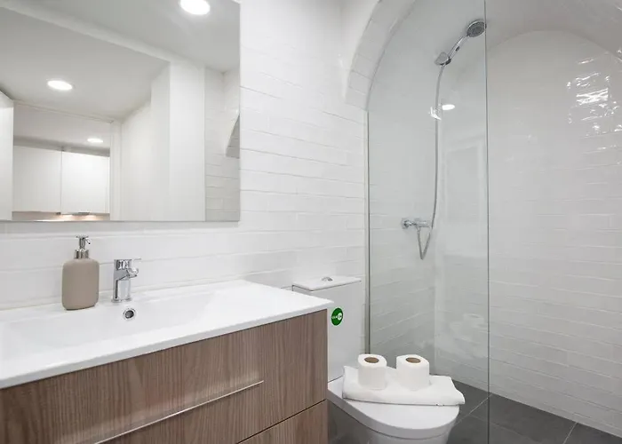 Daire Santa Marta Cozy W/ Ac Lisboa
