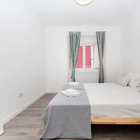 Santa Marta Cozy W/ Ac Apartament Lizbona